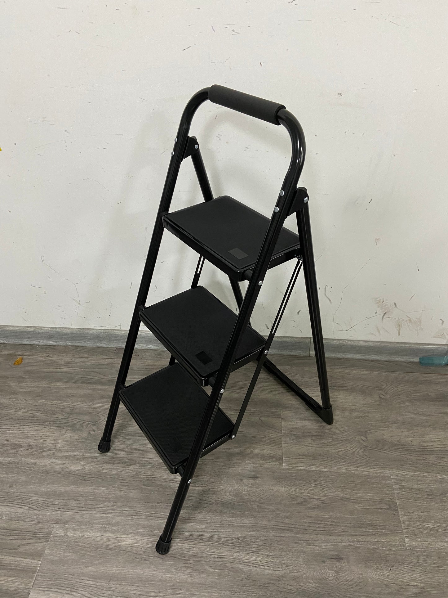 3 Step Ladder, ODEB Folding Step Stool with Wide Anti-Slip Pedal, 330lbs Sturdy Steel Ladder, Convenient Handgrip, Lightweight, Portable Steel Step Stool,Black